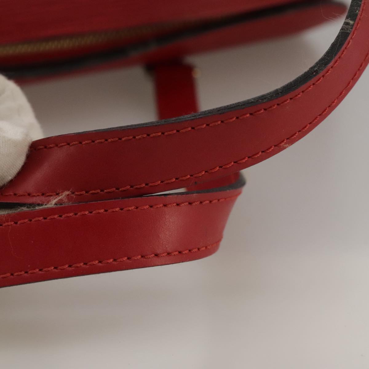 Louis Vuitton Soufflot Red Leather Handbag (Pre-Owned)
