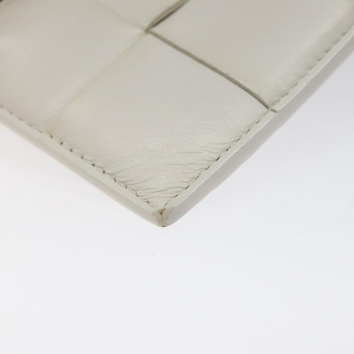 Bottega Veneta Intrecciato White Leather Wallet  (Pre-Owned)