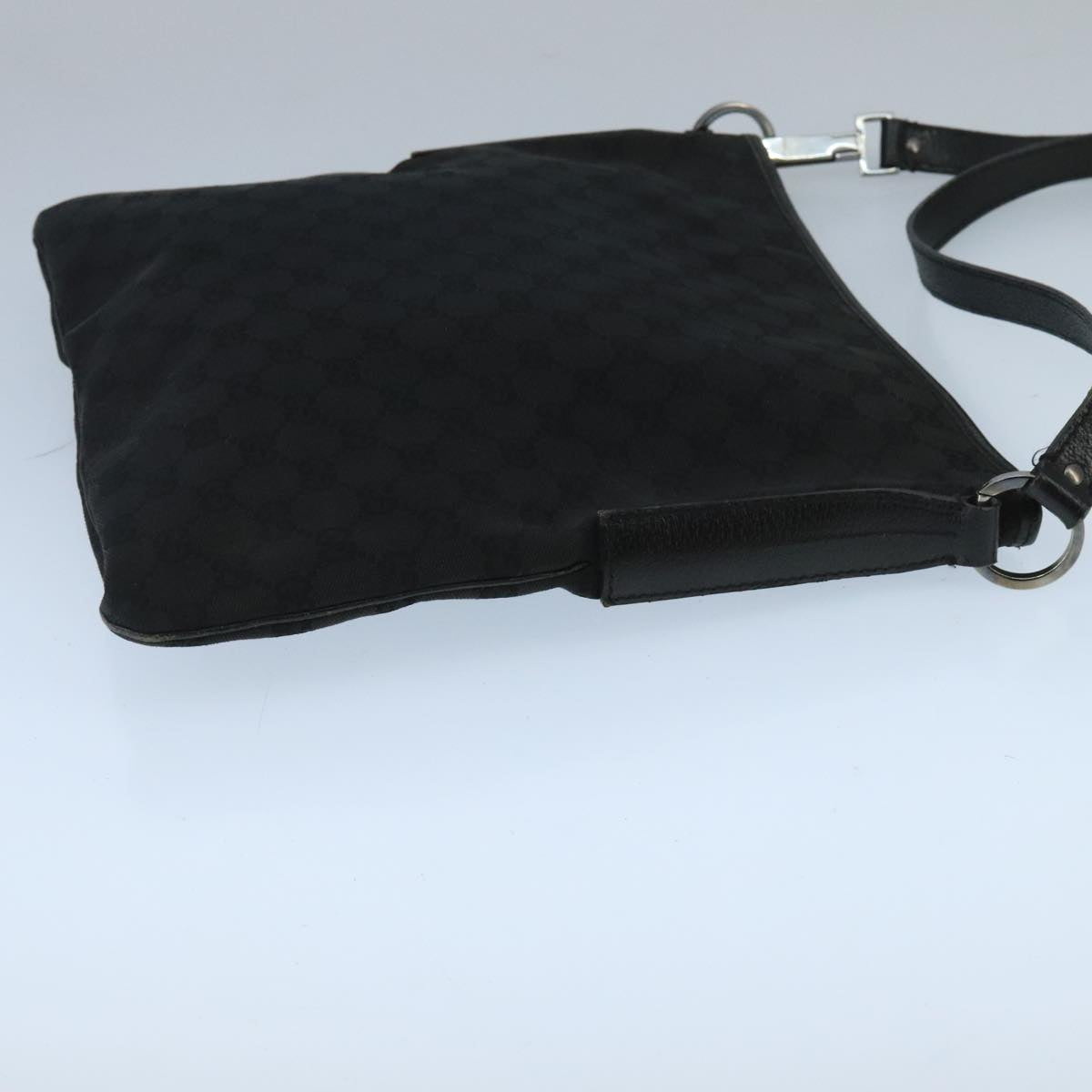 Gucci Black Canvas Shoulder Bag (Pre-Owned)