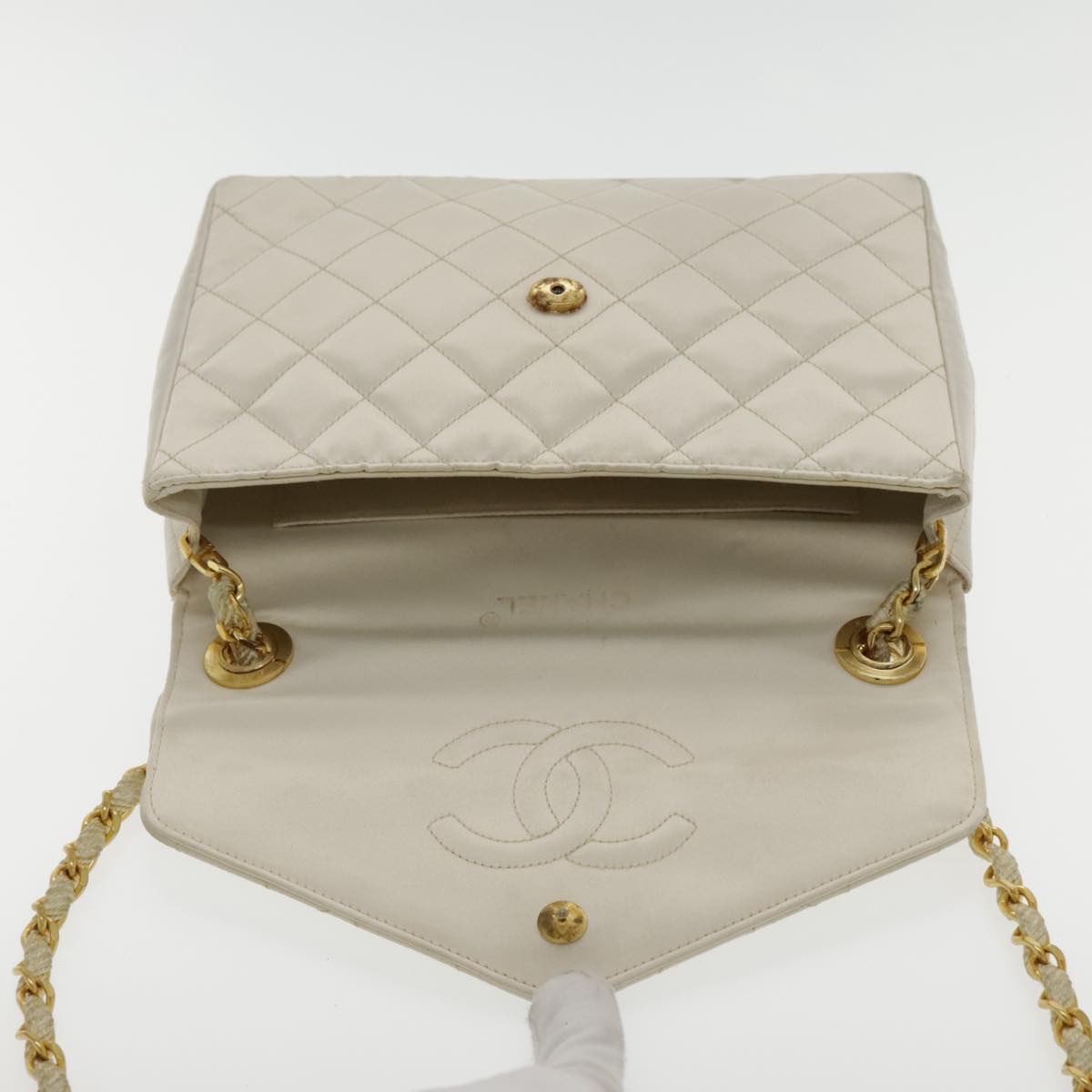 Chanel Single Flap Beige Leather Shoulder Bag (Pre-Owned)