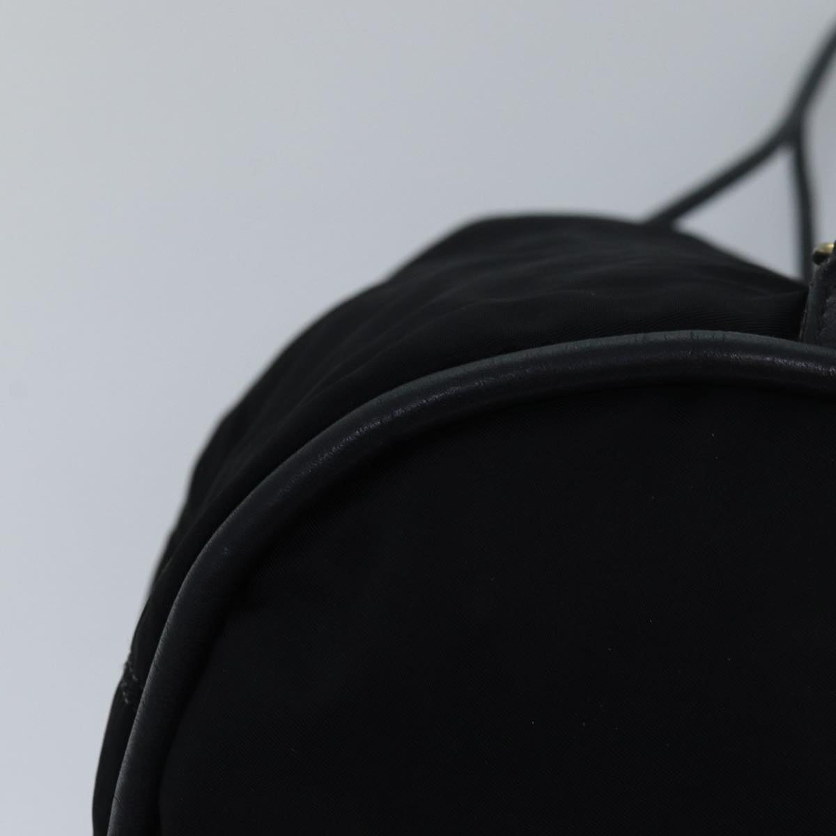 Céline Bucket 16 Black Synthetic Shoulder Bag (Pre-Owned)