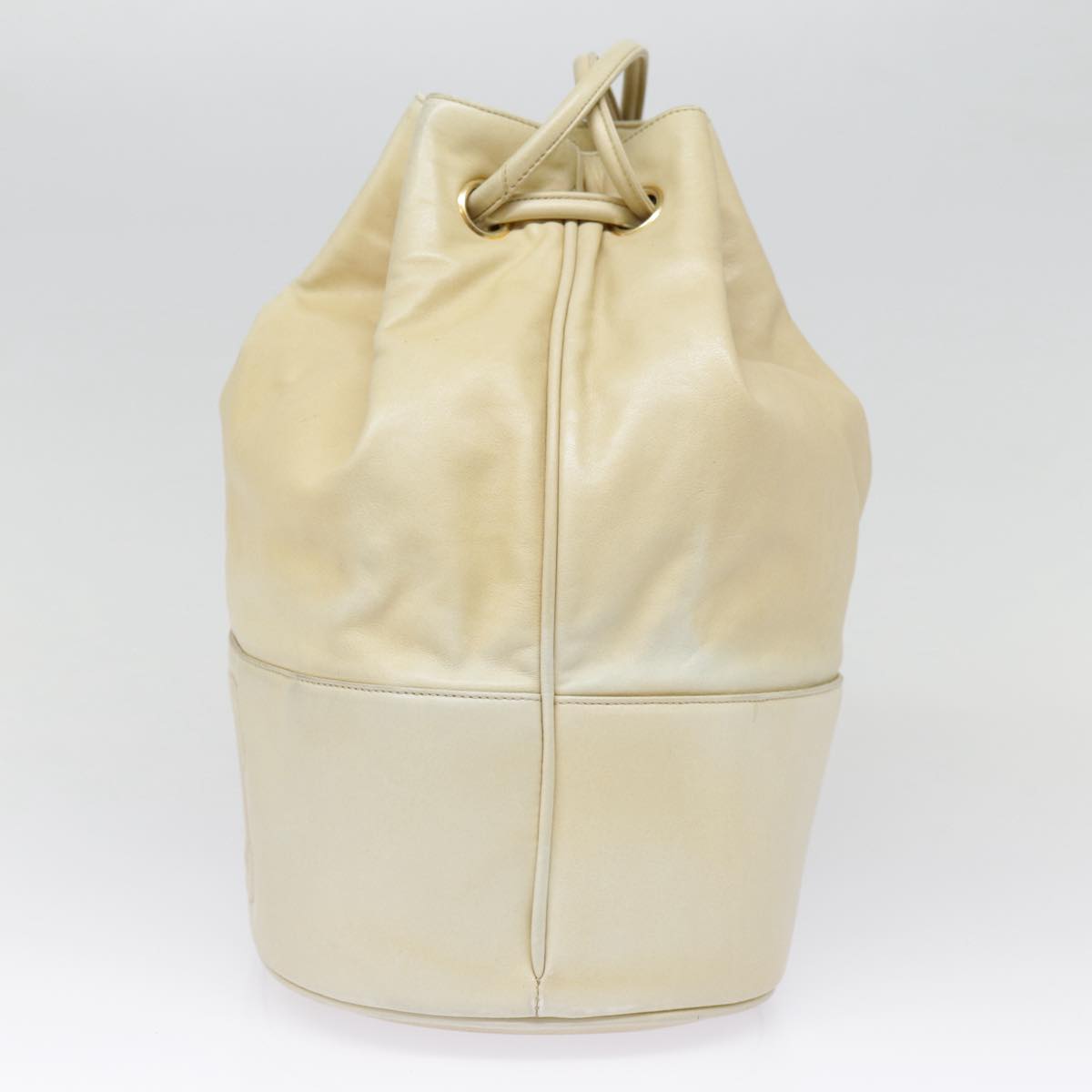 Chanel Logo Cc Beige Leather Shoulder Bag (Pre-Owned)