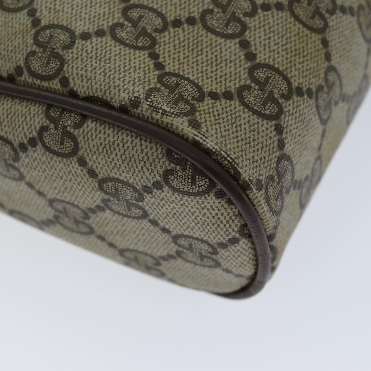 Gucci Sherry Beige Canvas Clutch Bag (Pre-Owned)