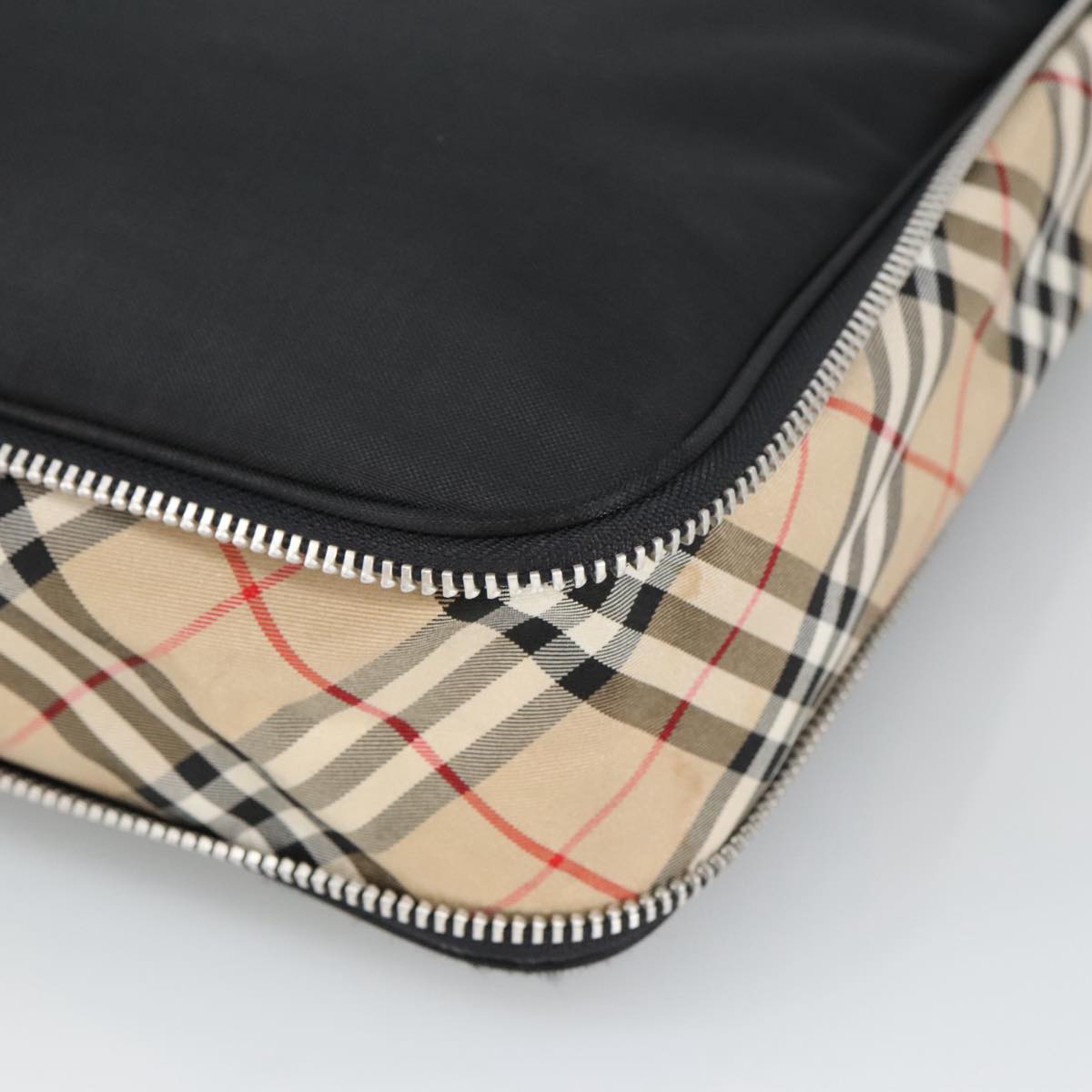 Burberry Black Synthetic Shoulder Bag (Pre-Owned)