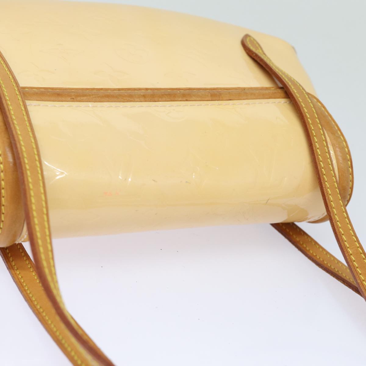 Louis Vuitton Biscayne Bay Camel Patent Leather Shoulder Bag (Pre-Owned)