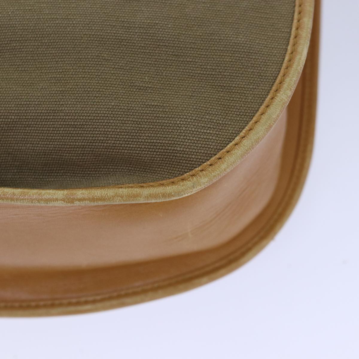 Gucci Beige Canvas Handbag (Pre-Owned)