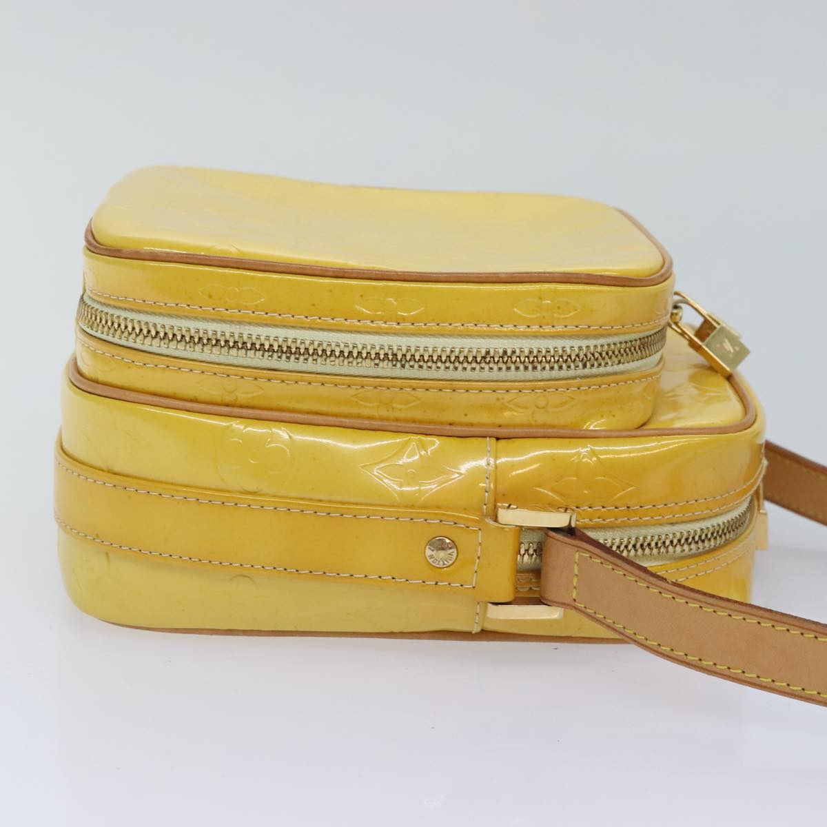Louis Vuitton Wooster Yellow Patent Leather Shoulder Bag (Pre-Owned)