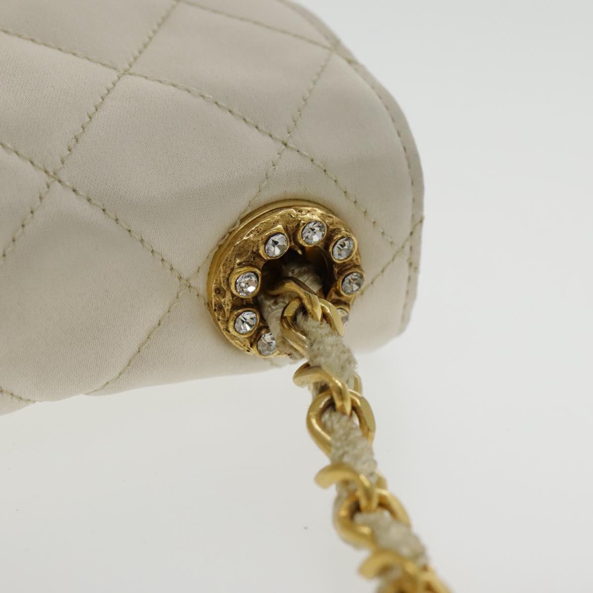 Chanel Single Flap Beige Leather Shoulder Bag (Pre-Owned)