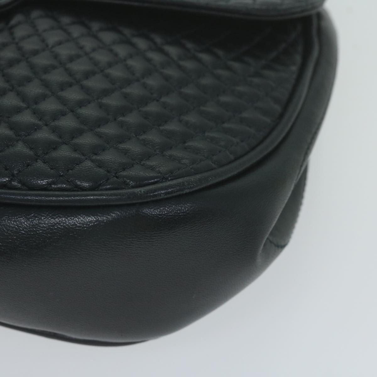Bally Navy Leather Shoulder Bag (Pre-Owned)