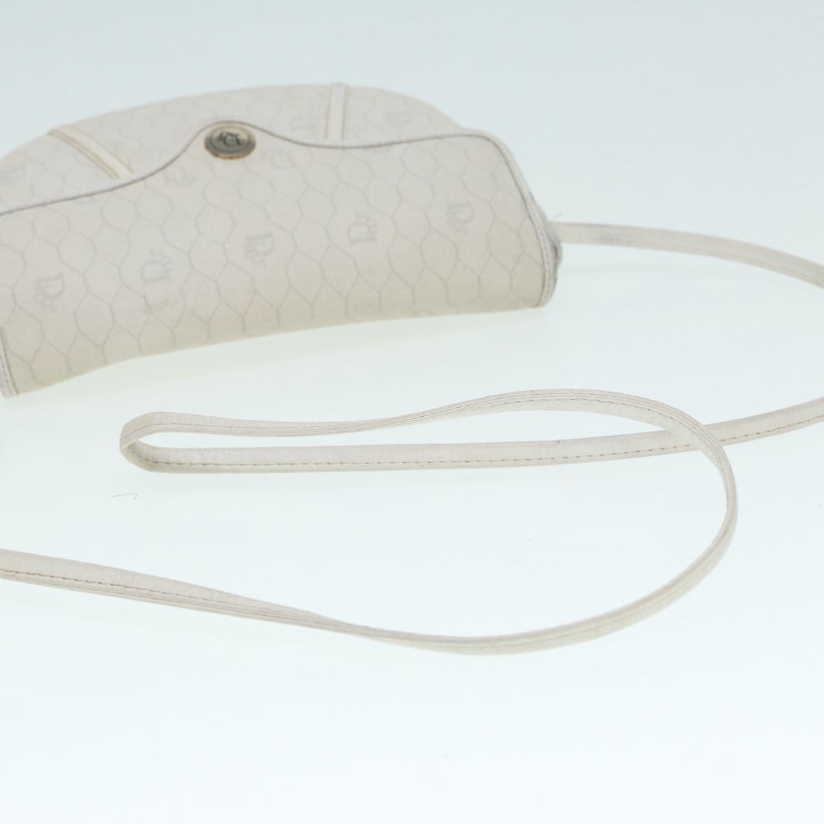 Dior Honeycomb White Canvas Shoulder Bag (Pre-Owned)