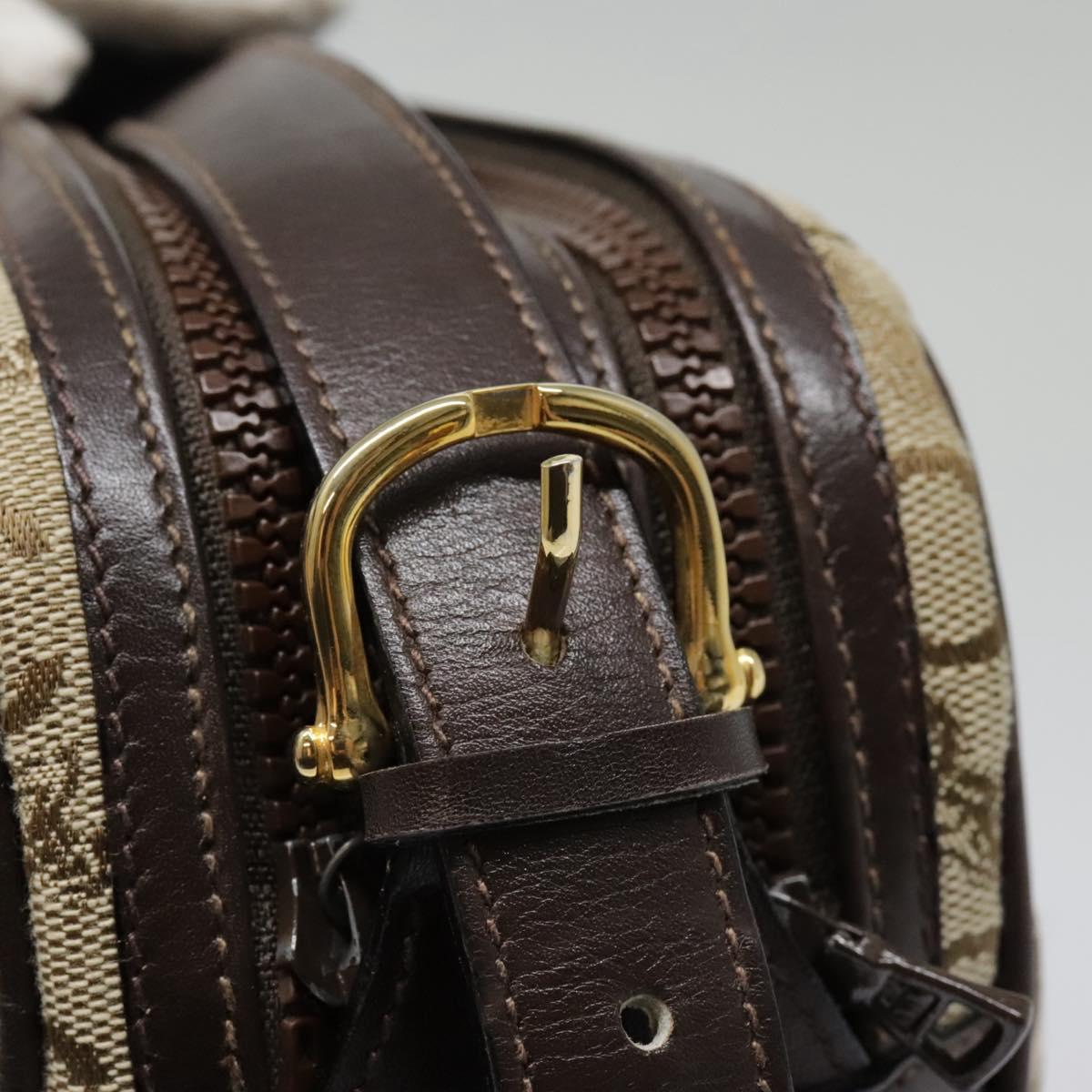 Céline C Brown Canvas Shoulder Bag (Pre-Owned)