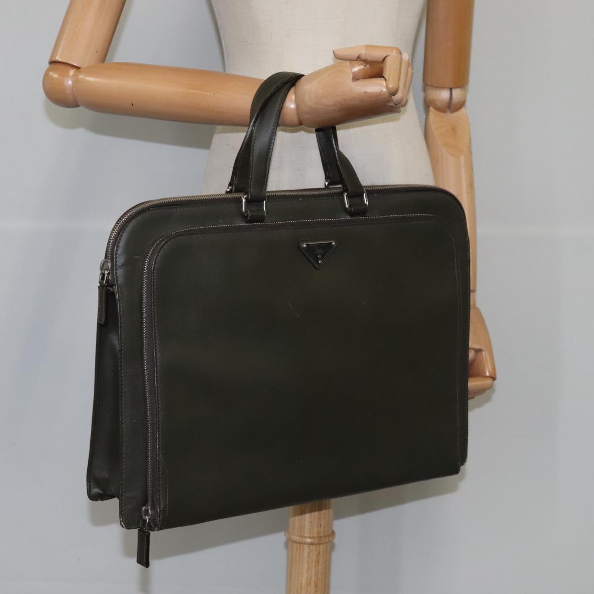 Prada Saffiano Black Leather Briefcase Bag (Pre-Owned)
