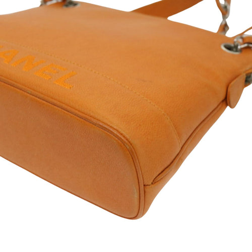 Chanel Orange Leather Shoulder Bag (Pre-Owned)