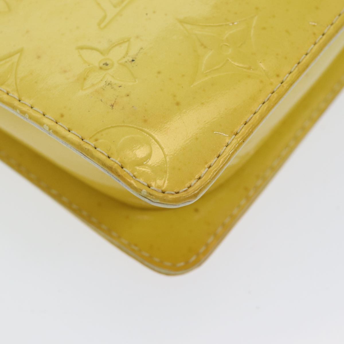 Louis Vuitton Mott Yellow Patent Leather Clutch Bag (Pre-Owned)