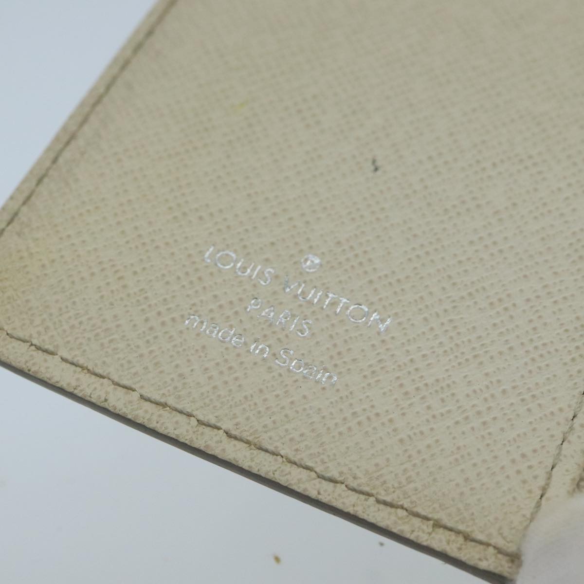 Louis Vuitton Agenda Pm White Leather Wallet  (Pre-Owned)