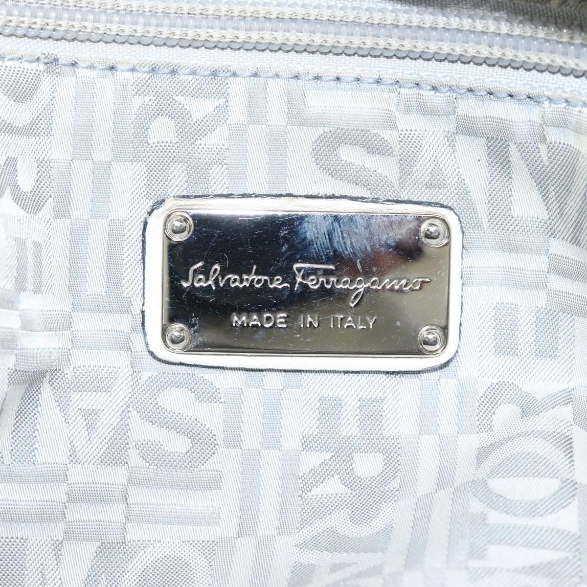 Salvatore Ferragamo Gancini White Leather Tote Bag (Pre-Owned)