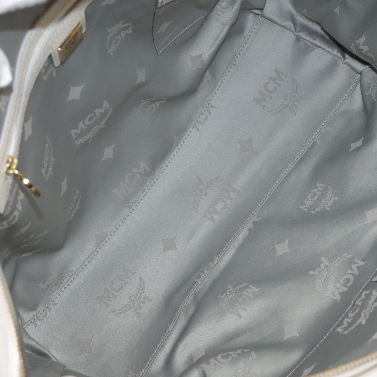 MCM White Leather Tote Bag (Pre-Owned)