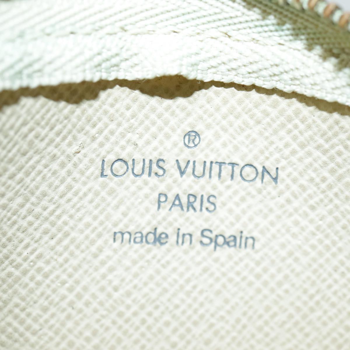 Louis Vuitton Pochette Clés White Canvas Wallet  (Pre-Owned)