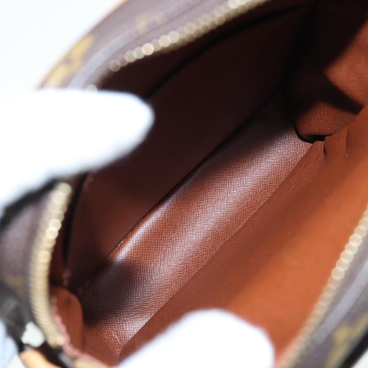 Louis Vuitton Amazon Brown Canvas Shoulder Bag (Pre-Owned)