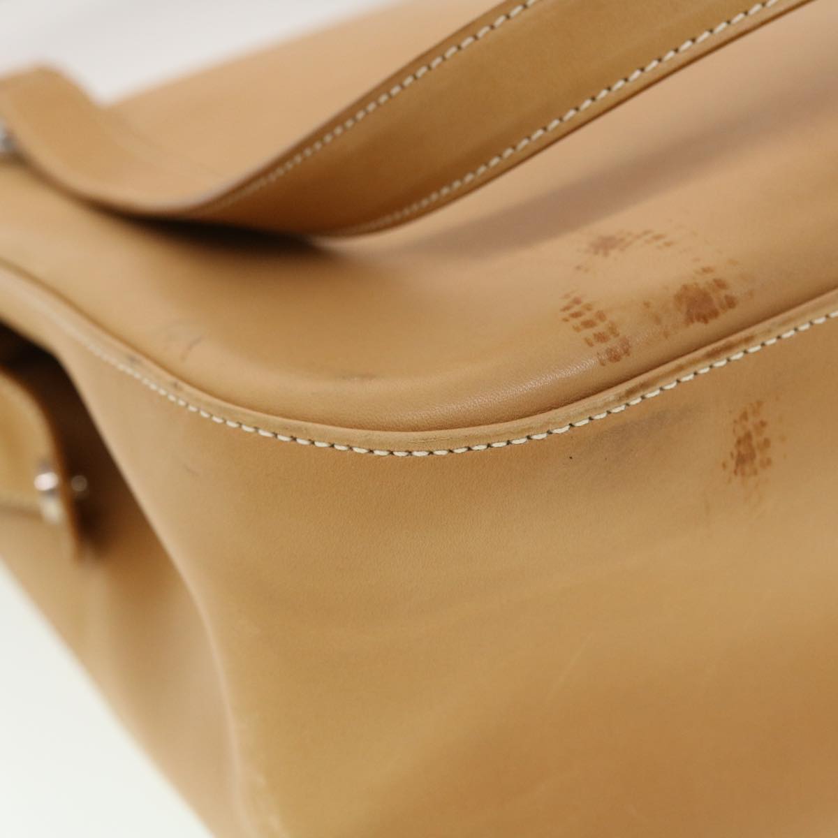 Salvatore Ferragamo Gancini Beige Leather Shoulder Bag (Pre-Owned)