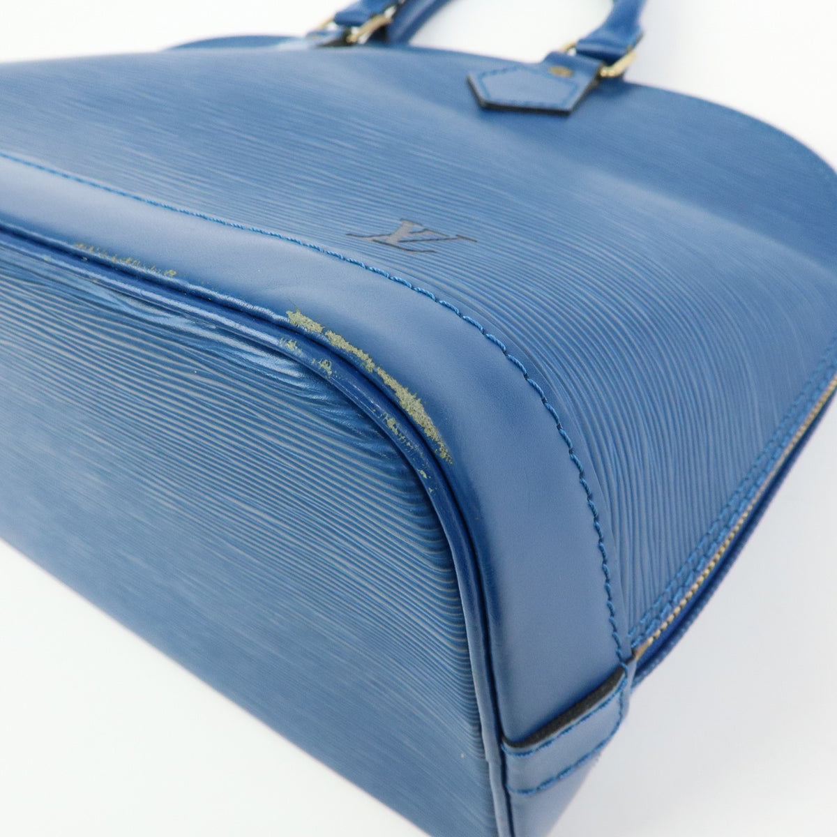 Louis Vuitton Alma Epi Leather Blue Leather Handbag (Pre-Owned)