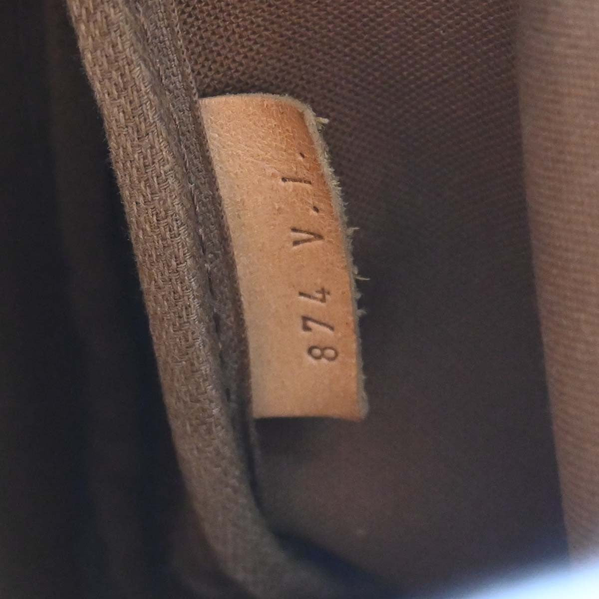 Louis Vuitton Saumur Monogram Canvas Brown Canvas Shoulder Bag Bag (Pre-Owned)