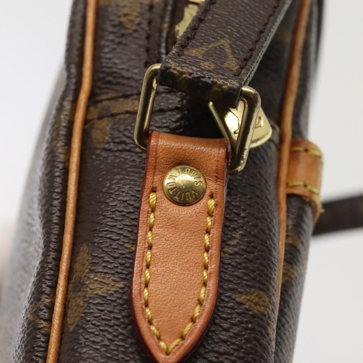 Louis Vuitton Danube Brown Canvas Shoulder Bag (Pre-Owned)