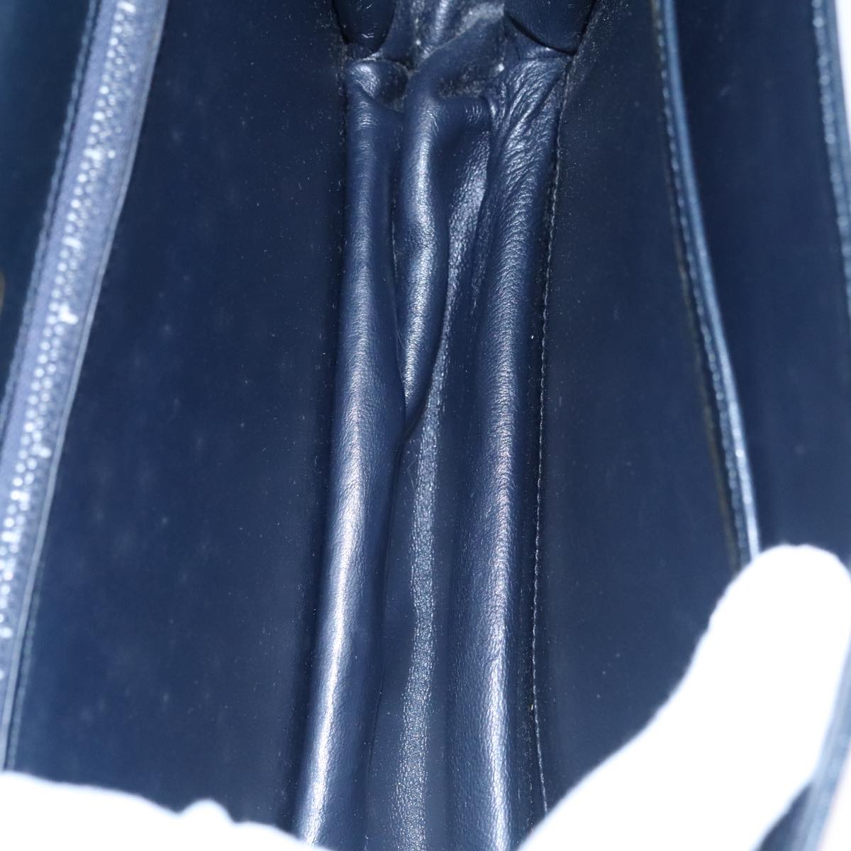 Gucci G Logo Black Leather Shoulder Bag (Pre-Owned)