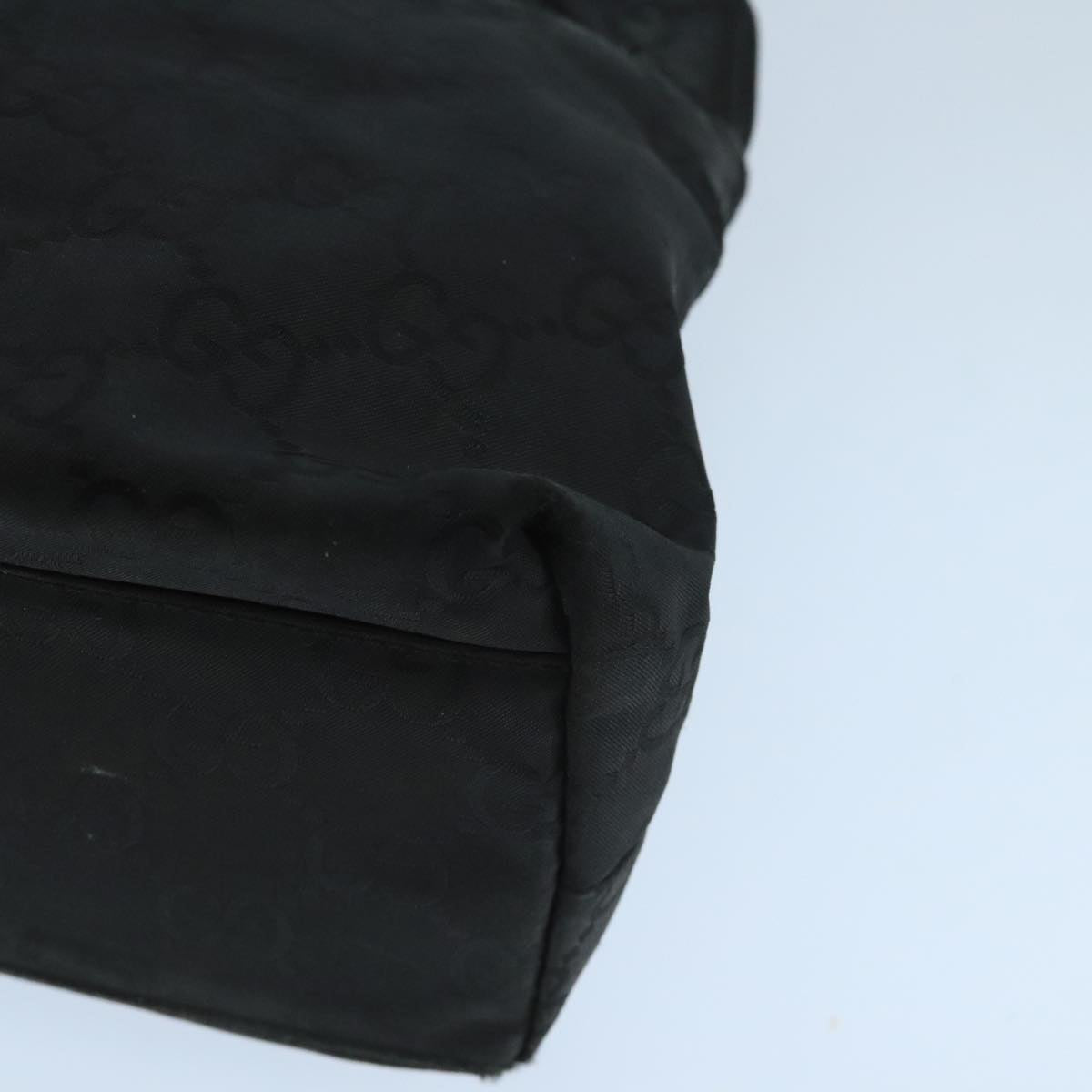 Gucci Gg Canvas Black Canvas Shoulder Bag (Pre-Owned)