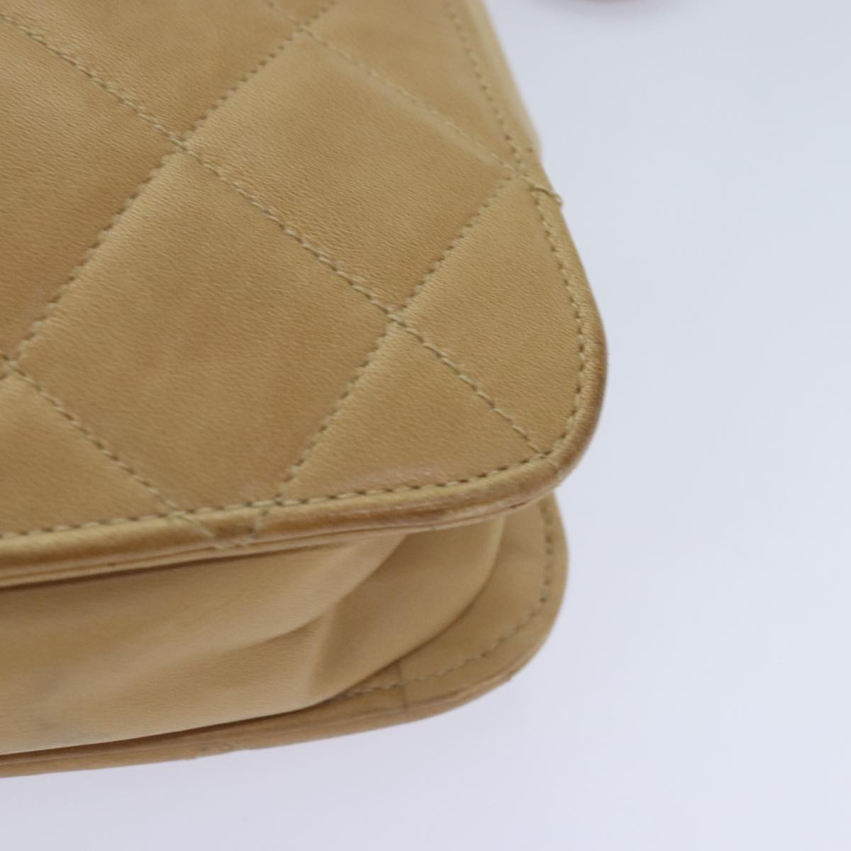 Chanel Camera Beige Leather Shoulder Bag (Pre-Owned)