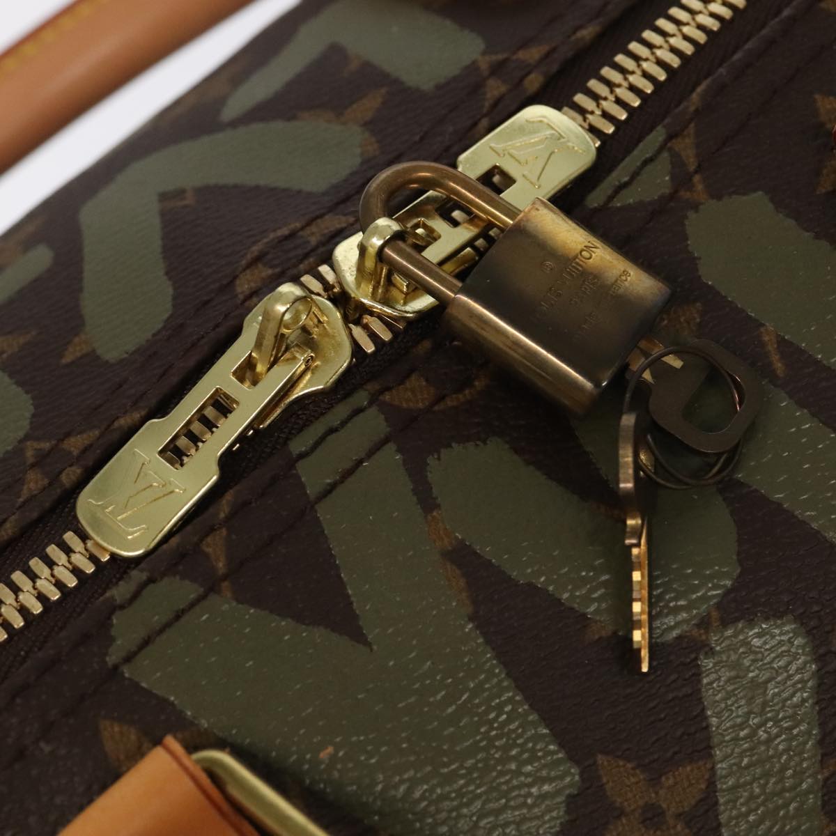 Louis Vuitton Keepall 50 Khaki Canvas Travel Bag (Pre-Owned)