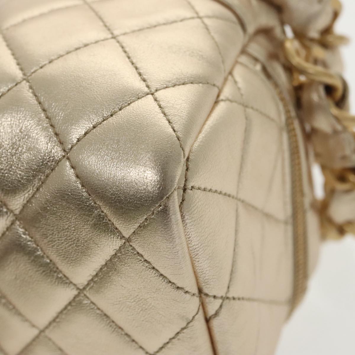 Chanel Trendy Cc Gold Leather Shoulder Bag (Pre-Owned)