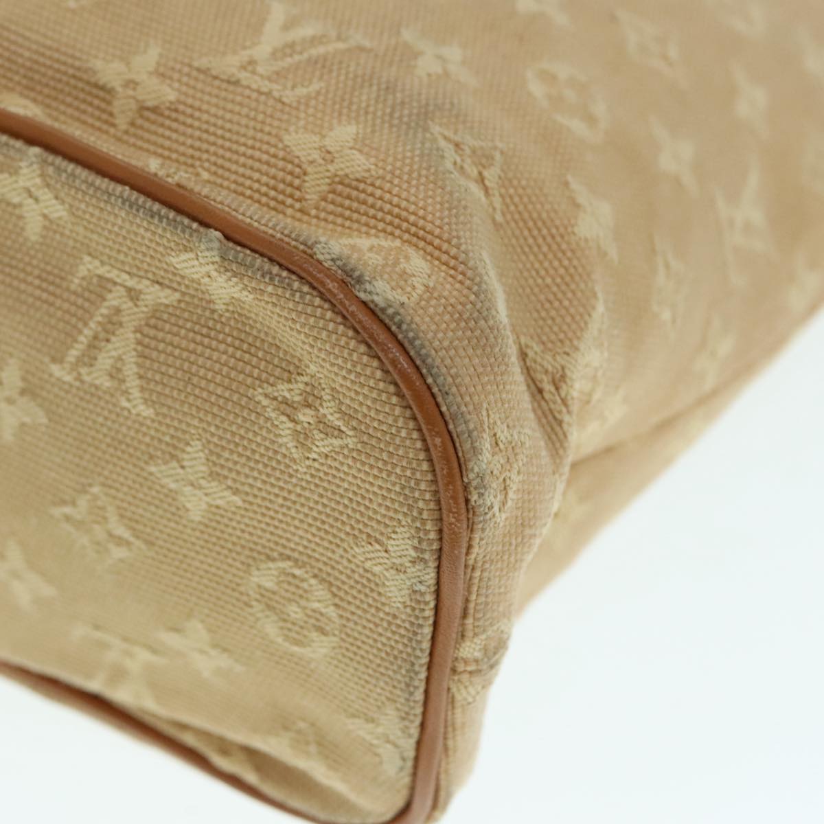 Louis Vuitton Lucille Beige Canvas Handbag (Pre-Owned)