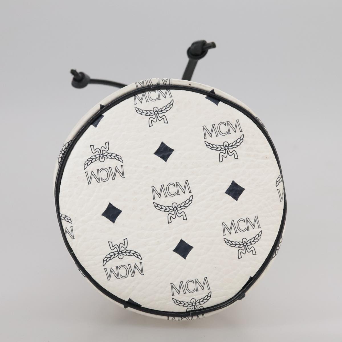MCM Visetos White Canvas Shoulder Bag (Pre-Owned)