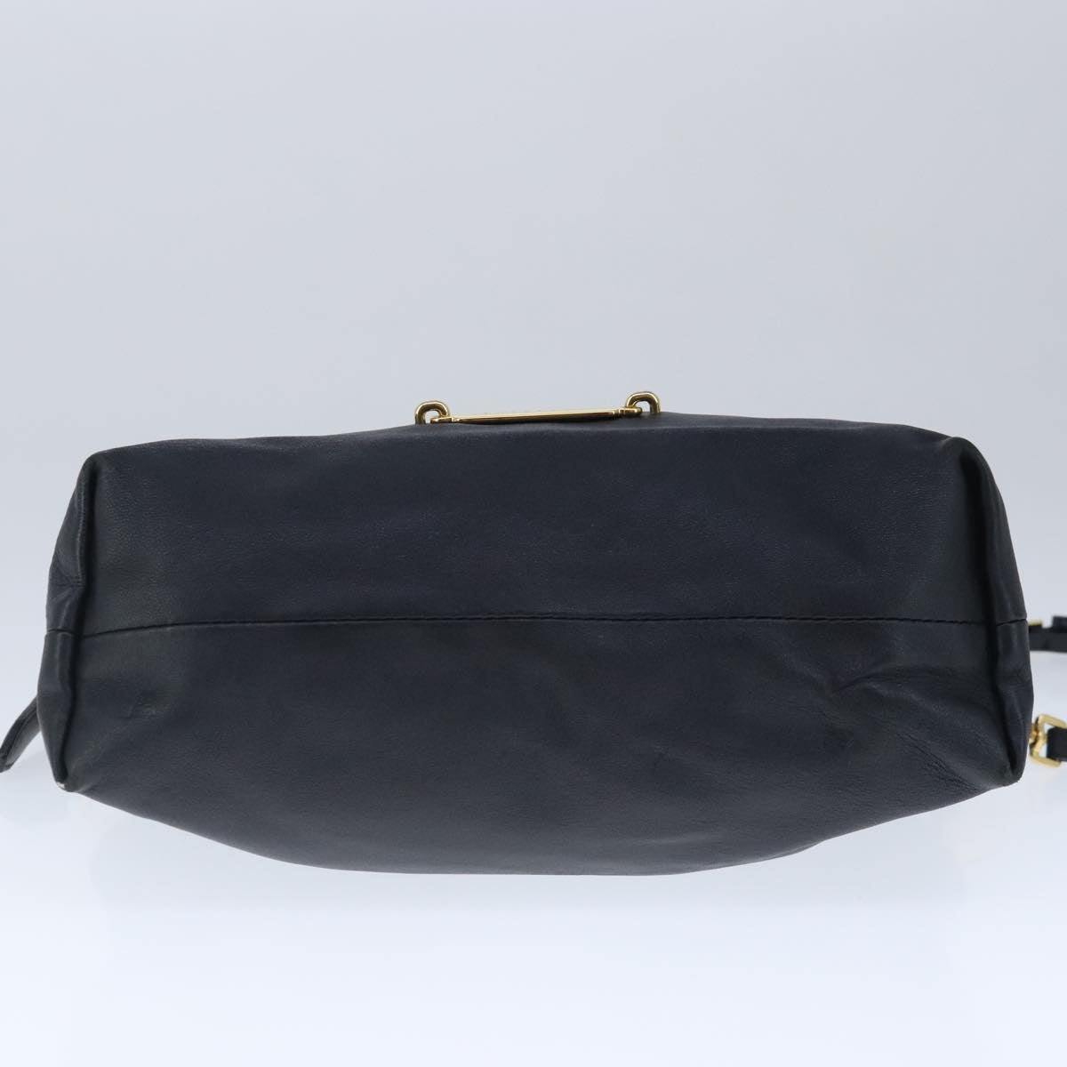 Burberry Black Leather Shoulder Bag (Pre-Owned)
