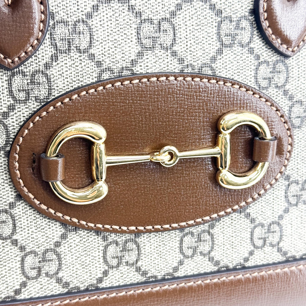 Gucci Horsebit 1955 Top Handle Gg Coated Canvas With Leather Brown Canvas Handbag (Pre-Owned)