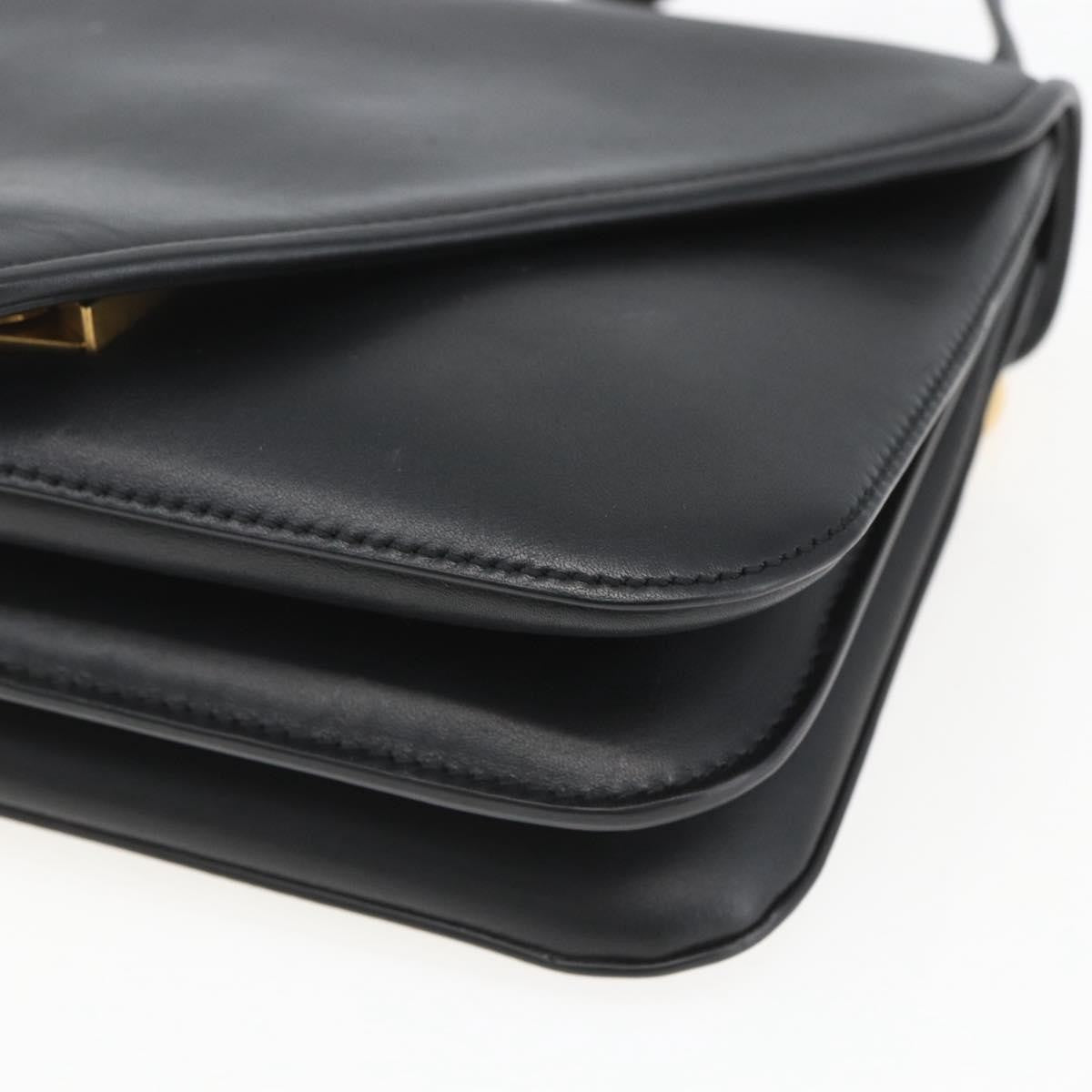 Bottega Veneta Mount Leather Black Leather Shoulder Bag Bag (Pre-Owned)
