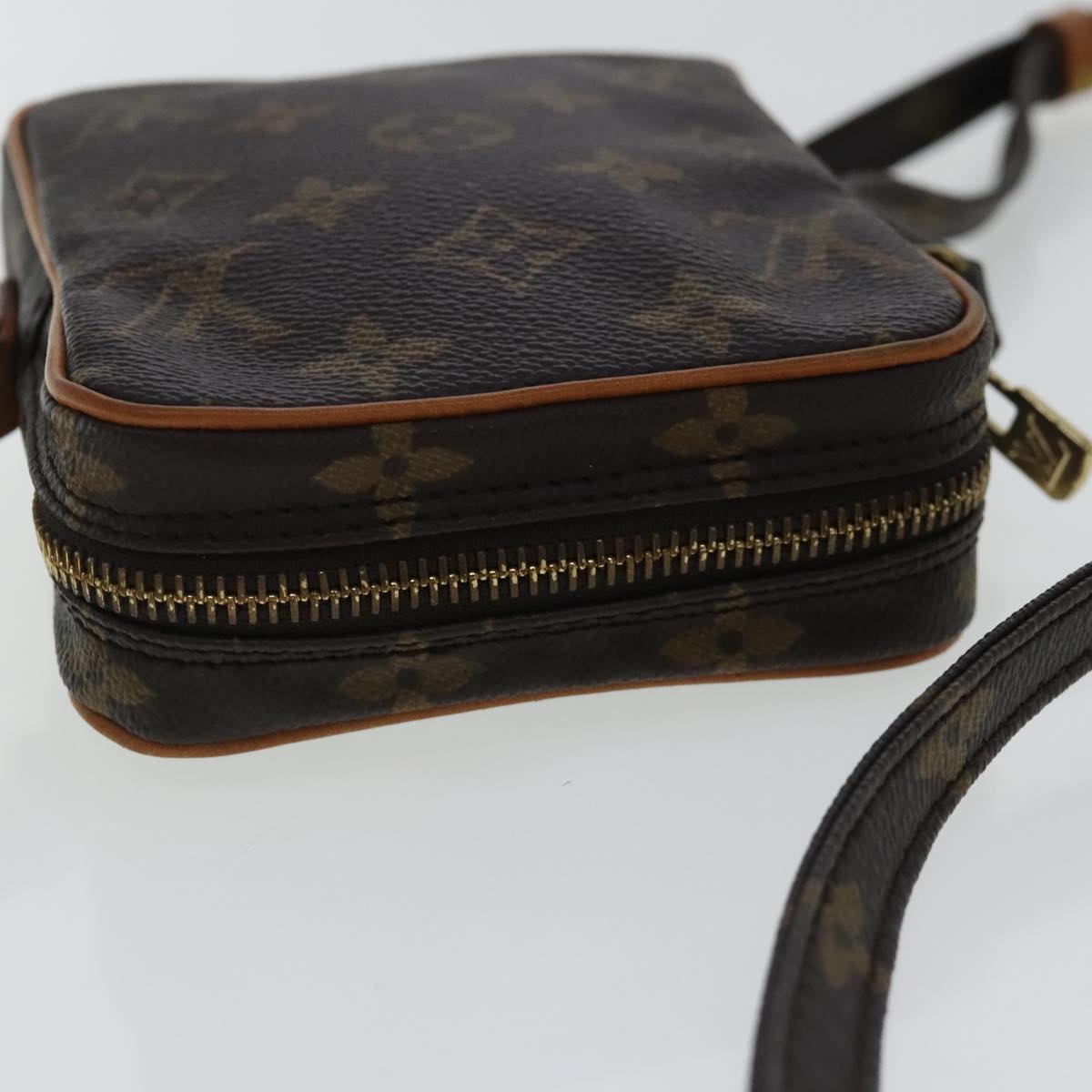 Louis Vuitton Danube Brown Canvas Clutch Bag (Pre-Owned)