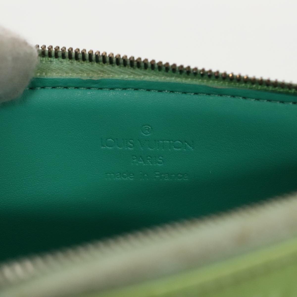 Louis Vuitton Lexington Green Patent Leather Clutch Bag (Pre-Owned)