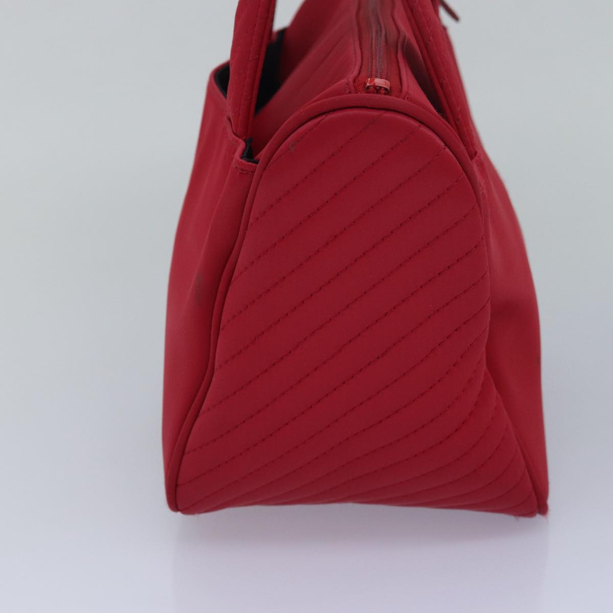Yves Saint Laurent Red Synthetic Handbag (Pre-Owned)