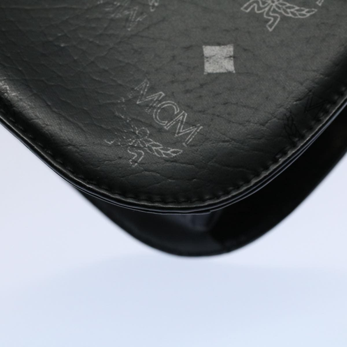 MCM Vintage Vicetos Leather Black Leather Shoulder Bag Bag (Pre-Owned)