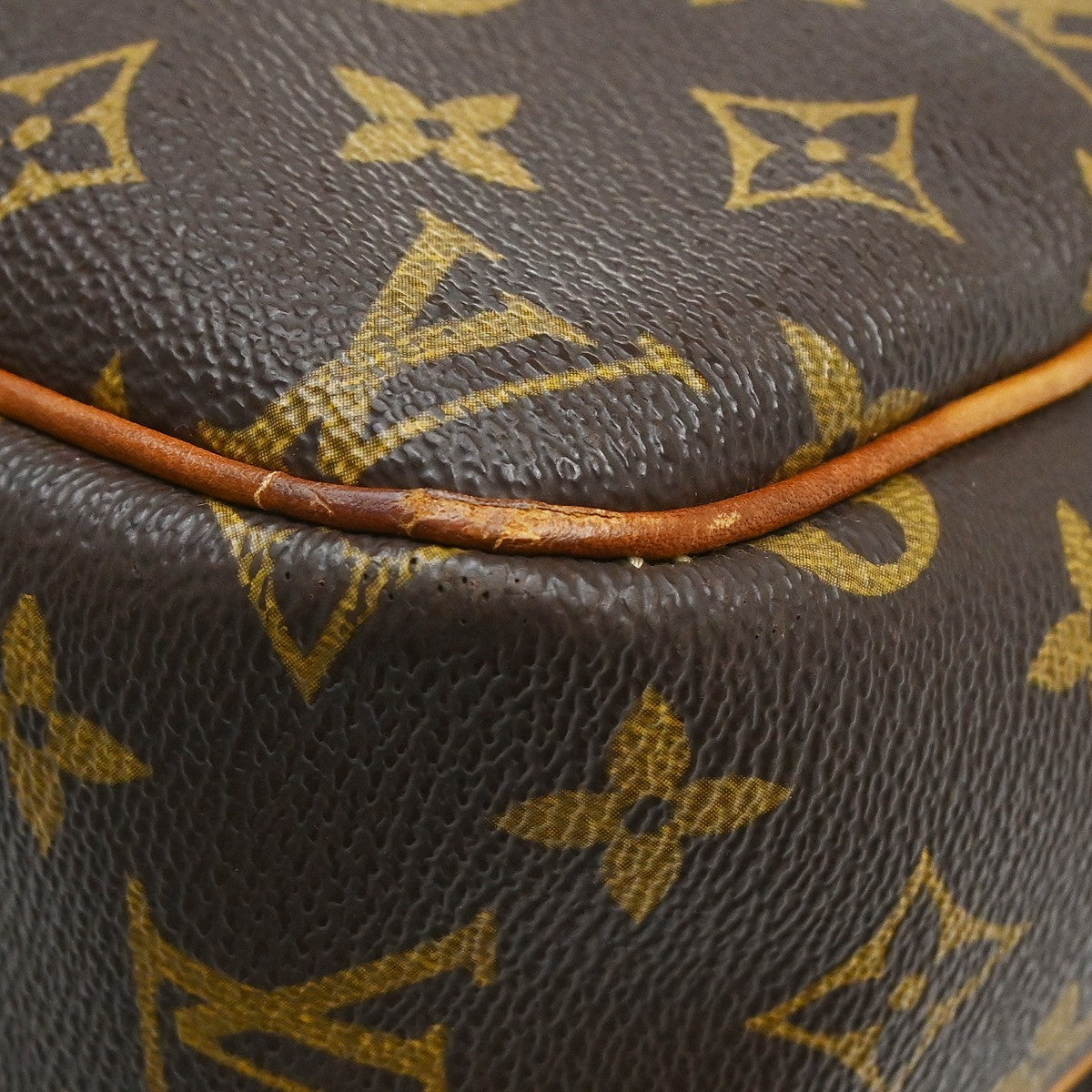 Louis Vuitton Reporter Monogram Canvas Brown Canvas Handbag (Pre-Owned)