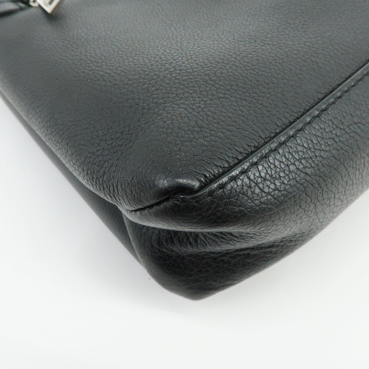 Louis Vuitton Lockme Ever Leather Black Leather Handbag (Pre-Owned)
