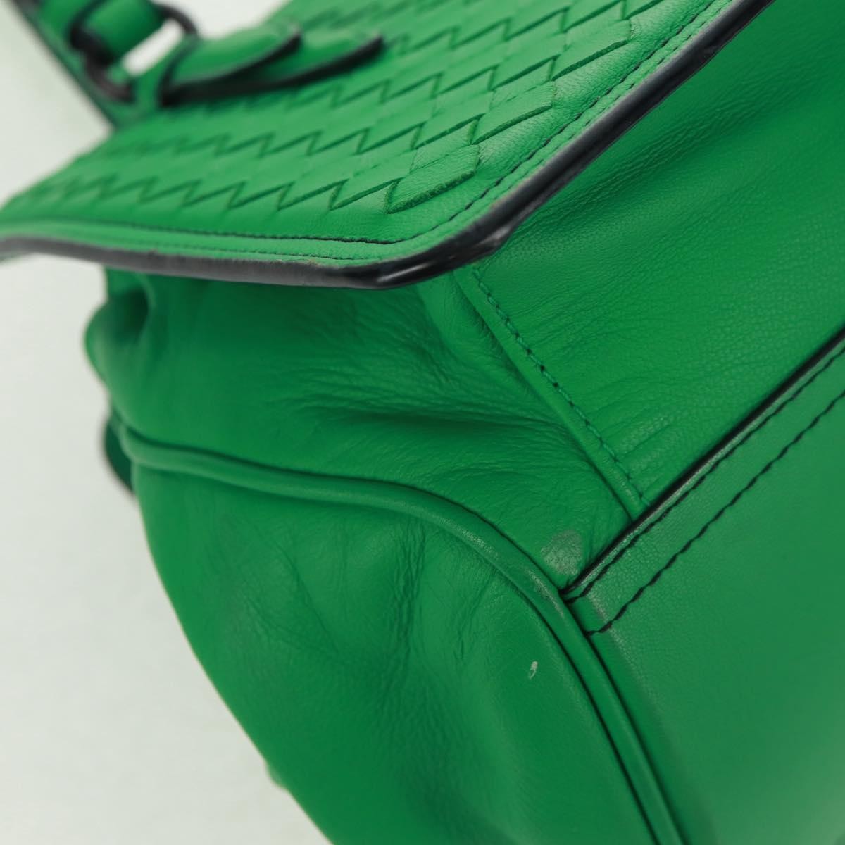 Bottega Veneta Intrecciato Leather Green Leather Handbag (Pre-Owned)