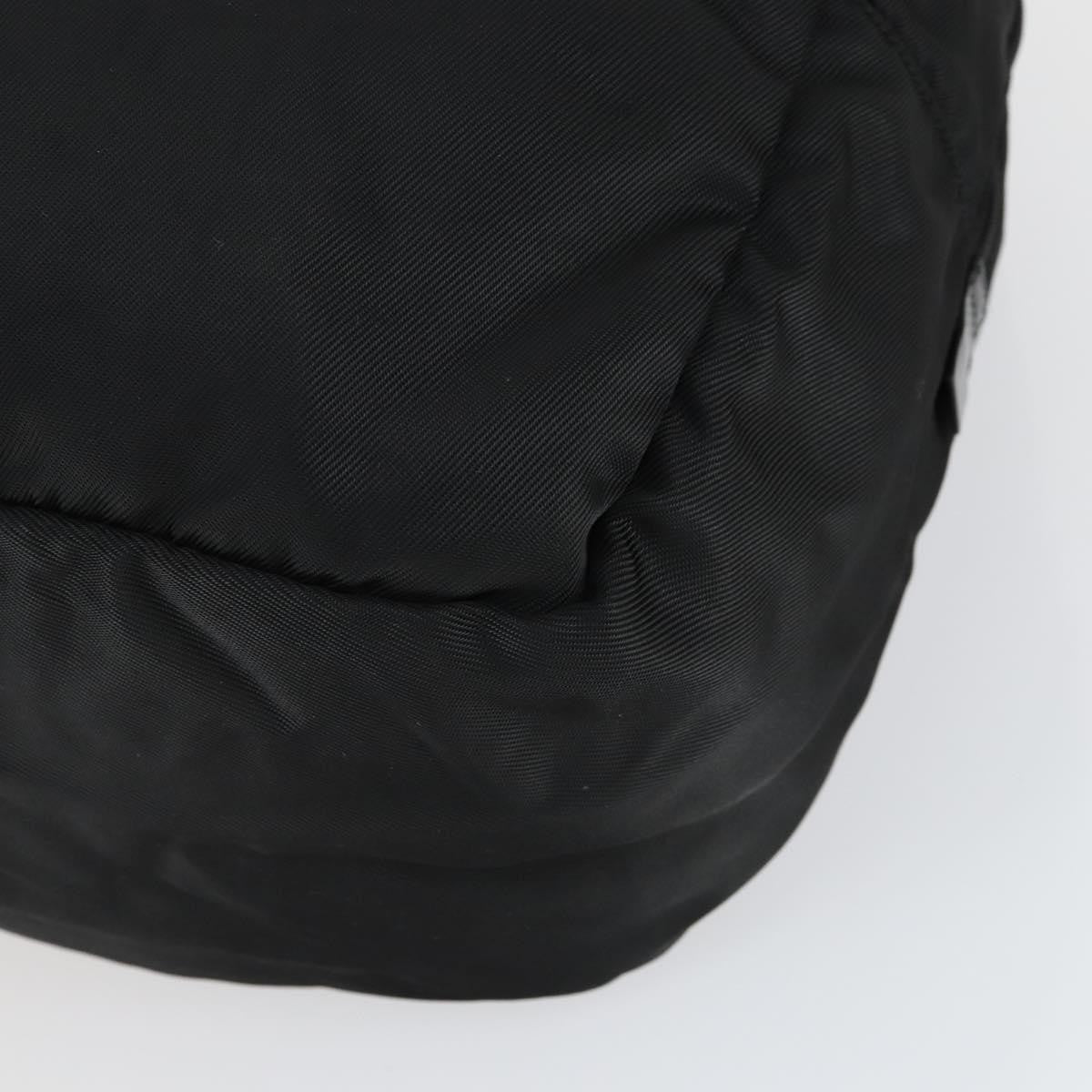 Gucci Vintage Nylon Black Nylon Travel Bag Bag (Pre-Owned)