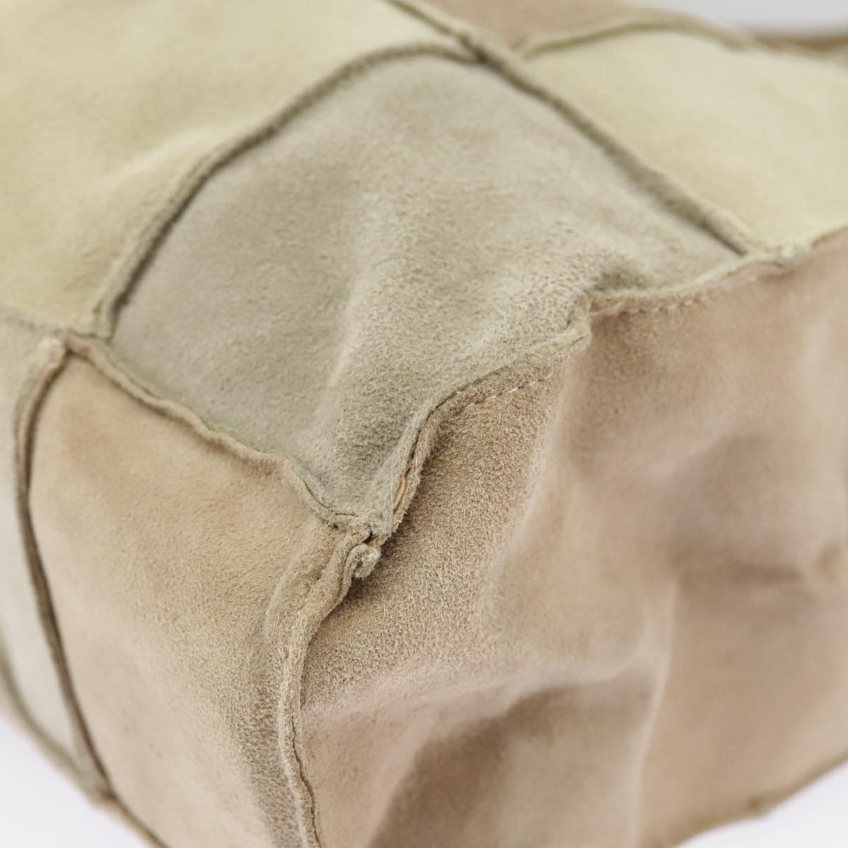 Chanel Beige Suede Tote Bag (Pre-Owned)