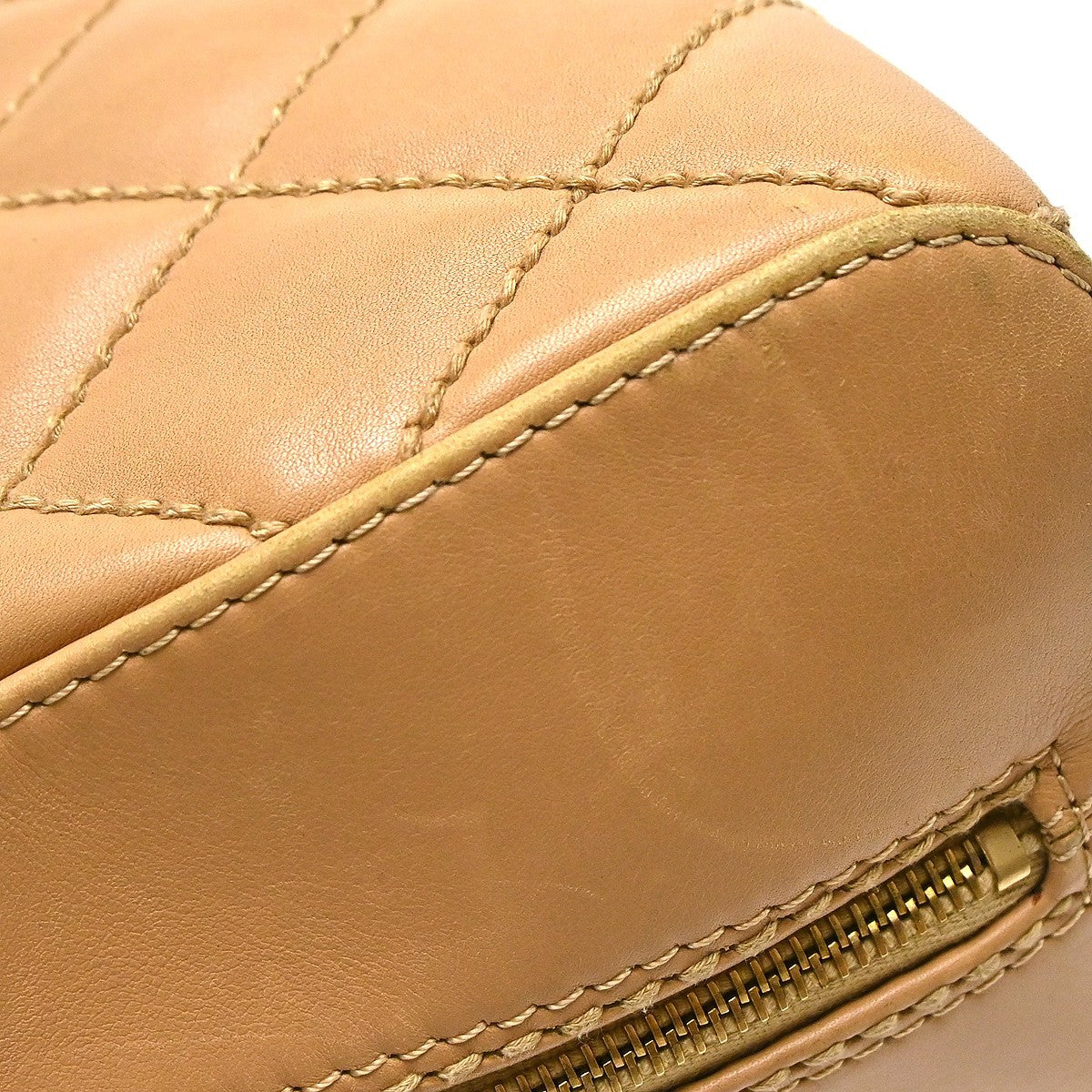 Chanel Surpique Zip Around Satchel Quilted Leather Beige Leather Handbag (Pre-Owned)