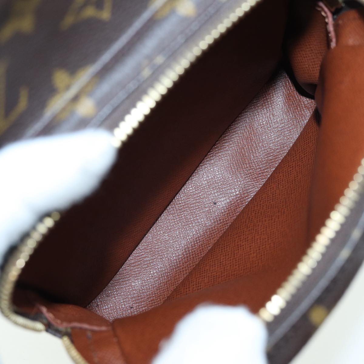Louis Vuitton Amazon Brown Canvas Shoulder Bag (Pre-Owned)