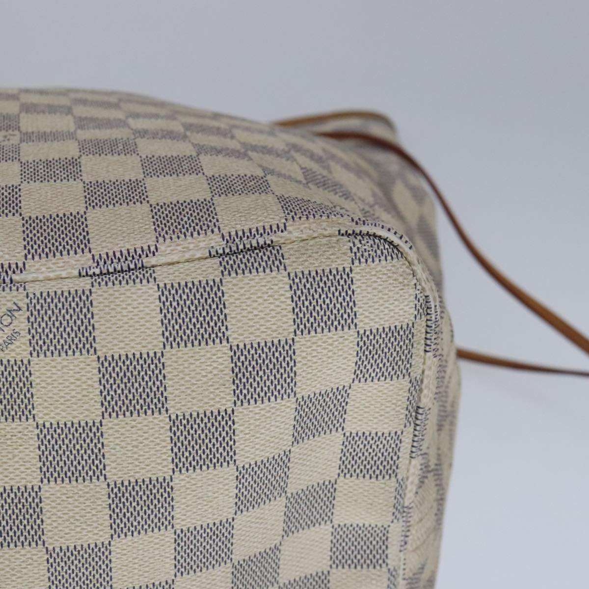Louis Vuitton Neverfull Gm White Canvas Tote Bag (Pre-Owned)