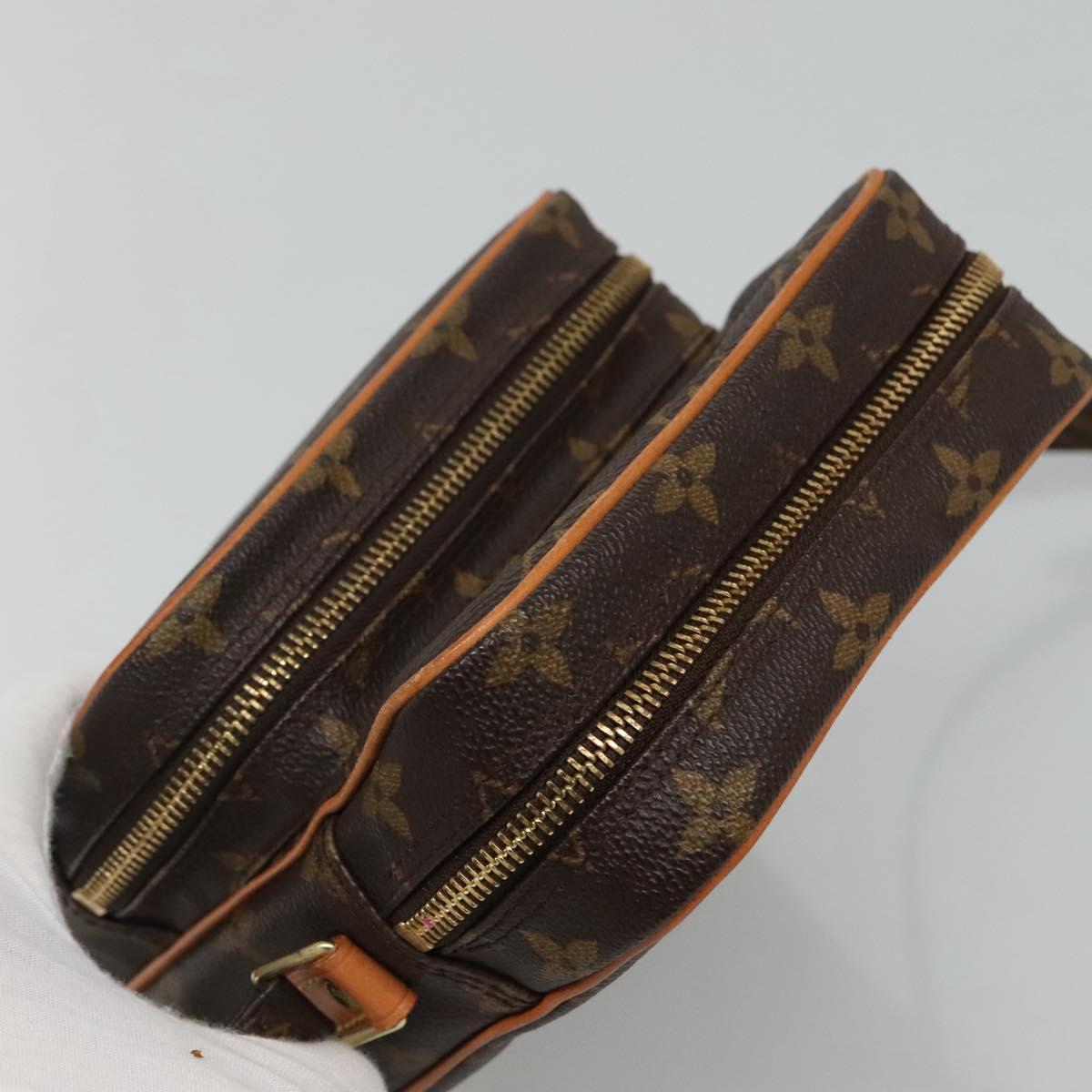 Louis Vuitton Amazon Brown Canvas Shoulder Bag (Pre-Owned)